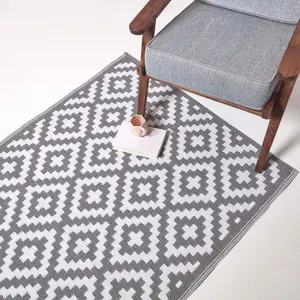 Homescapes Zoe Geometric White & Grey Outdoor Rug, 150 x 240 cm