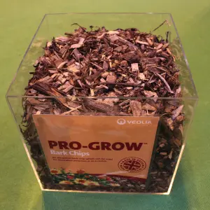 Veolia Pro-Grow Dark brown Bark chippings 1000L Bulk bag Pack