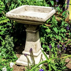 Minimalistic Castle Design Stone Birdbath