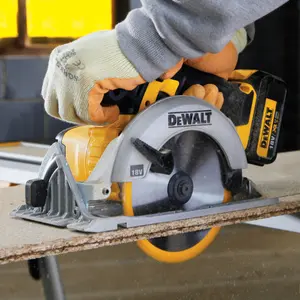 DeWalt 18V 165mm Cordless Circular saw (Bare Tool) - DCS391N-XJ