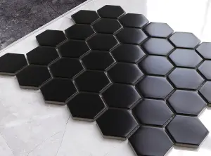 Mosaic sheet in ceramic on net 323mm x 277mm - Black Honey