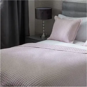 Belledorm Crompton Quilted Throw Powder Pink (One Size)