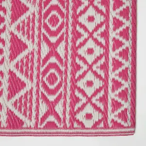 Homescapes Tia Aztec Pink & White Outdoor Rug, 120 x 180 cm