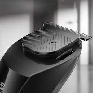 The Beard Hedger® | Electric Beard Trimmer From MANSCAPED®