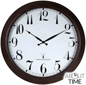 Outdoor Garden Wall Clock Perfect Time Radio Controlled 57.5cm