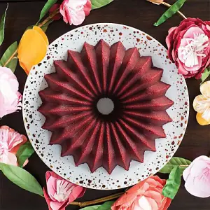 Nordic Ware Brilliance Bundt Pan Gold