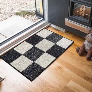 Mistie Door Mat Black/White / Rectangle 67 x 120cm