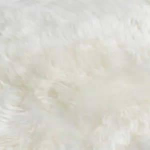 Luxurious Sextuple Natural White Sheepskin Rug