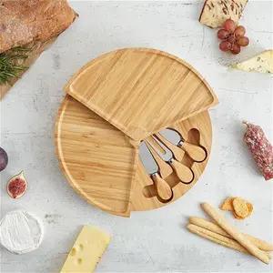 Cheese Board With Knives - Serveware - Vonhaus