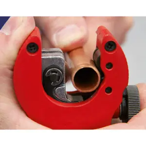 Sealey Professional 2-in-1 Ratchet Pipe Cutter Heavy Duty 6-28mm AK5065