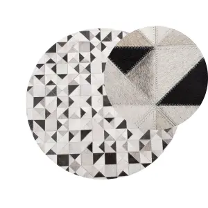 Round Cowhide Area Rug 140 cm Grey and Black KIRKLAR