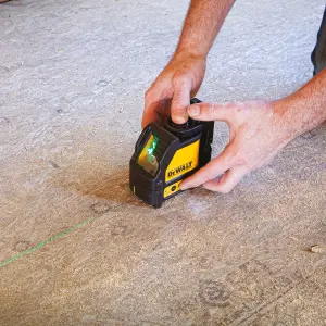 DeWalt 50m Green Cross line self-levelling Laser level