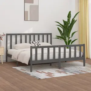 Berkfield Bed Frame Grey Solid Wood 200x200 cm