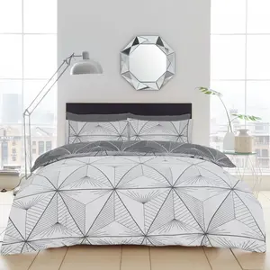 Ivra Cotton Blend Geometric Shapes Duvet Cover Set with Pillowcases Kingsize - 2 Standard Pillowcases