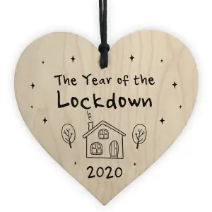 Red Ocean The Year Of The Lockdown Novelty Wooden Heart Sign Home Decor Signs Christmas Bauble Gifts