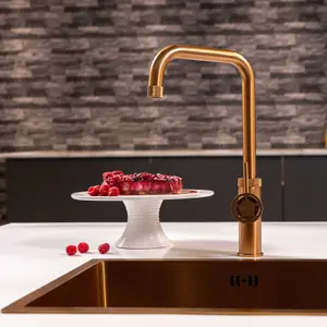 Flode Hjul Single Lever Industrial Style Kitchen Tap Swan Neck Design Brushed Copper