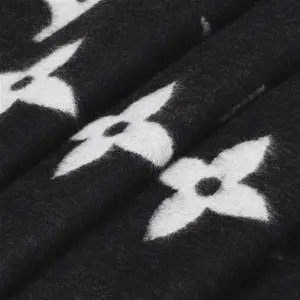 Louis Vuitton® - Reykjavik Scarf - Cashmere - Black - Women - Luxury