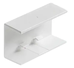 MK White (H)25mm (W)16mm Trunking coupler