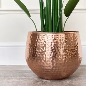 Melody Maison Medium Copper Hammered Metal Planter