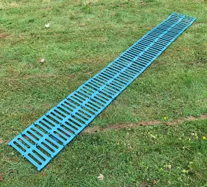 Roll Out Green Plastic Garden Track Path (3m Roll)