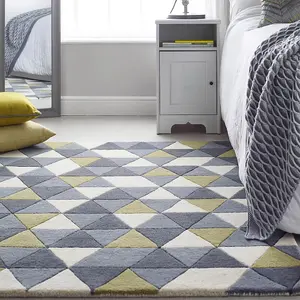 Handmade Geometric Luxurious Modern Wool Easy to clean Rug for Bed Room, Living Room, and Dining Room-120cm X 170cm