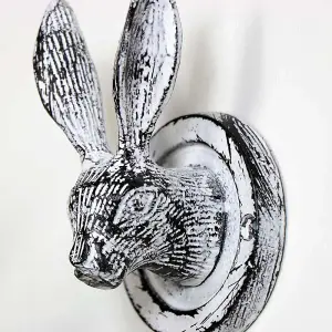 Melody Maison Antique White Hare Head Coat Hook