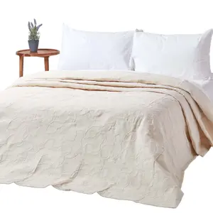 Homescapes Cream Cotton Rich Floral Metelassé Pattern Bedspread, Single