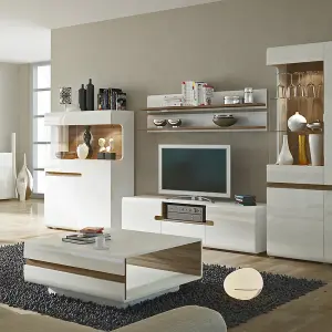 Chelsea Living Wide TV Unit in white with an Truffle Oak Trim