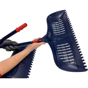 Plastic Leaf Grabber Lightweight, Blue & Red