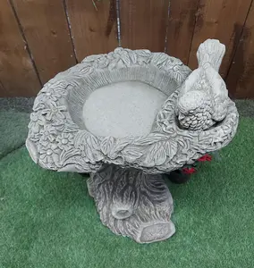 Stone Cast 'Bird nest' Design Garden Birdbath