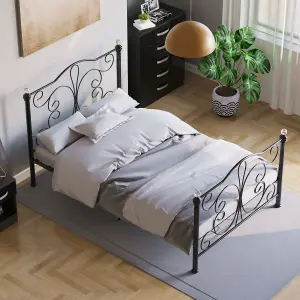 Vida Designs Chicago Black 4ft Small Double Metal Bed Frame