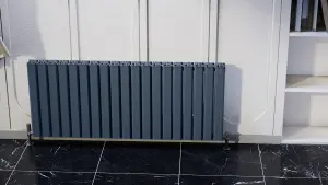 Aluminum Radiator Compatible with Heat pump. Model "pioneer Plus" Grey. 1330mm.Heigth500mm. Btu/hr:8391