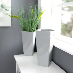 Wham Studio Set of 3 16cm Tall Square Plastic Planter Plant Pot, Office or Home Office, Computer Desk (Cool Grey) Made in the UK