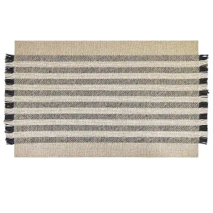 Wool Area Rug 140 x 200 cm Off-White and Black TACETTIN