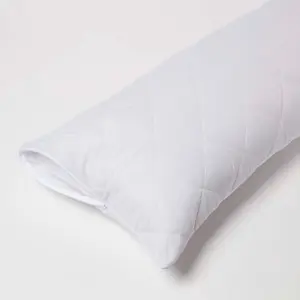 Homescapes Quilted Body Pillow Protector