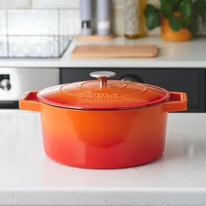 Cast Iron Casserole Set of 2 26cm & 28cm / 4.3L & 5.8L Dishes Oven Proof Enamelled Cast Iron Pans with Lids