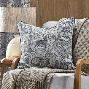 furn. Winter Woods Animal Chenille Feather Rich Cushion