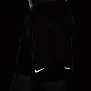 Nike Stride Men's Dri-FIT 13cm (Approx.) Hybrid Running Shorts - Black - Polyester