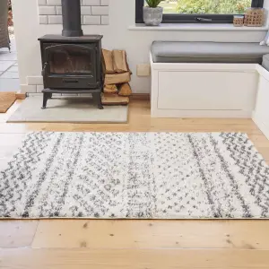 Cream Grey Neutral Aztec Scandi Shaggy Living Area Rug 160x220cm