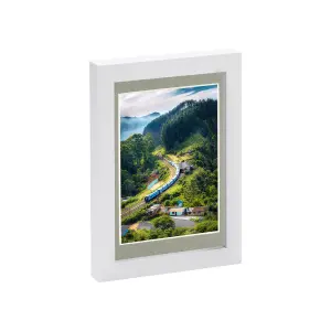 Nicola Spring Photo Frame with 4" x 6" Mount - 5" x 7" - Grey Mount