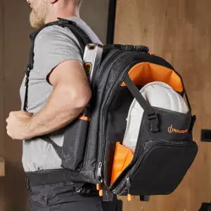 Magnusson Backpack with wheels