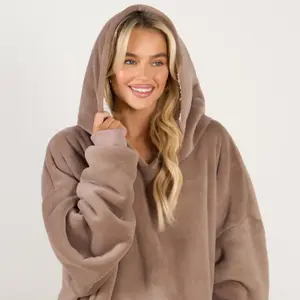 Sienna Hoodie Blanket Ultra Plush Wearable Sherpa Oversize - Mink Brown