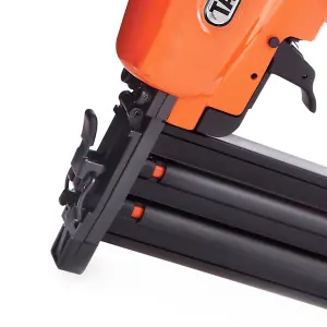 Tacwise DGN50V Nailer 50mm  Air Pneumatic 2nd Fix Finishing Brad Nail Gun