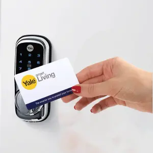 Yale Keyless Polished Chrome effect Smart Digital door lock