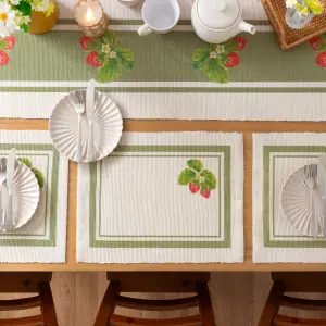 Evans Lichfield Strawberry Set of 4 Indoor/Outdoor Placemats