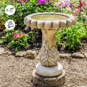 Daisy' Design Birdbath with flower-shaped Basin