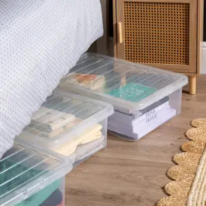 Wham Crystal Clear Rectangular 32L Medium Plastic Stackable Underbed Storage box with Lid