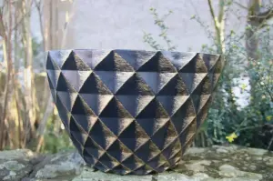 Recycled Plastic Planter Pot - 13" Diamond Black/Gold Brush