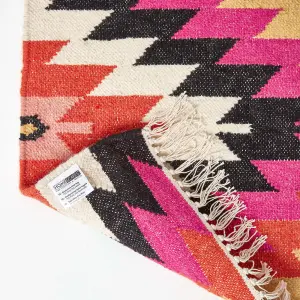 Homescapes Jakarta Handwoven Pink, Orange and Yellow Multi Coloured Geometric Pattern Kilim Wool Rug, 120 x 170 cm