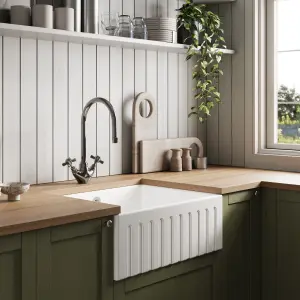 595mm - Fireclay Kitchen Single Bowl Fluted Front Butler Sink - with Overflow